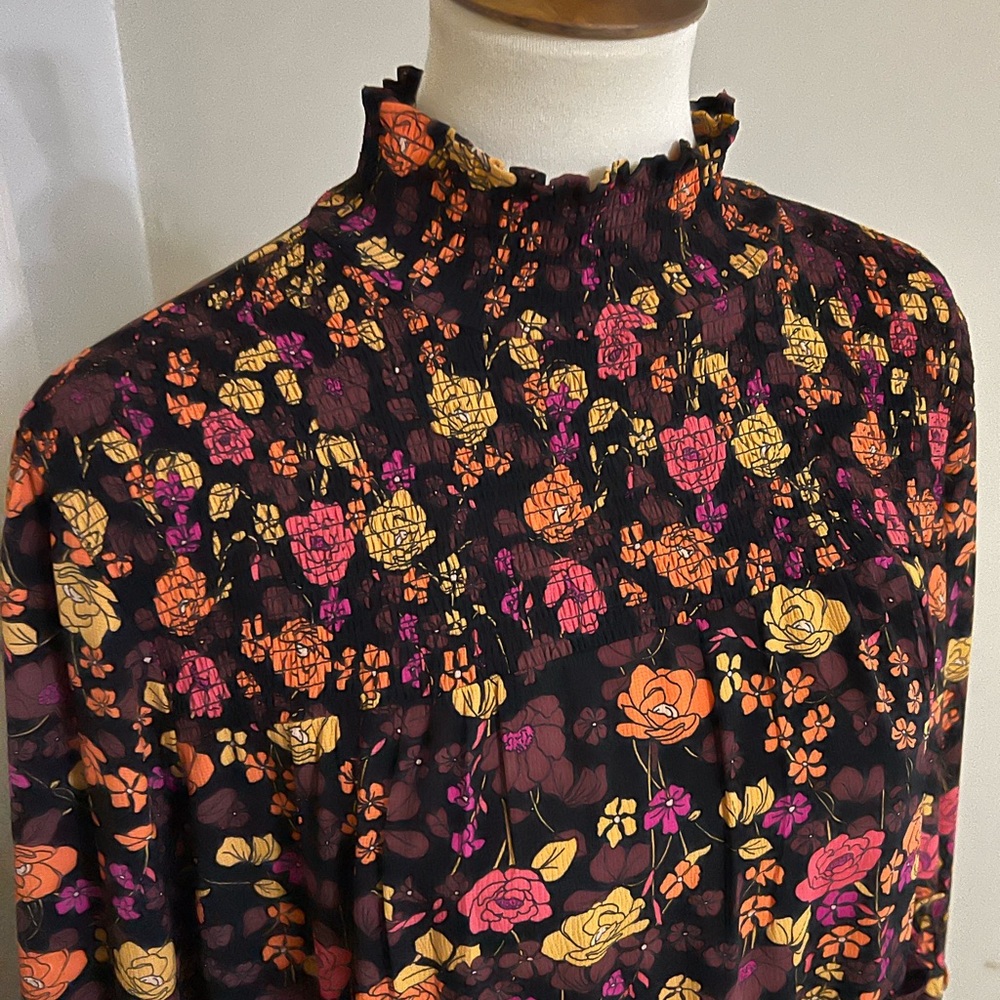 🌷Scoop- Floral High/Low Dress